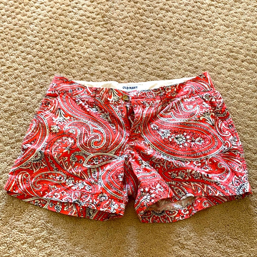 Old Navy 3” Women’s shorts size 4